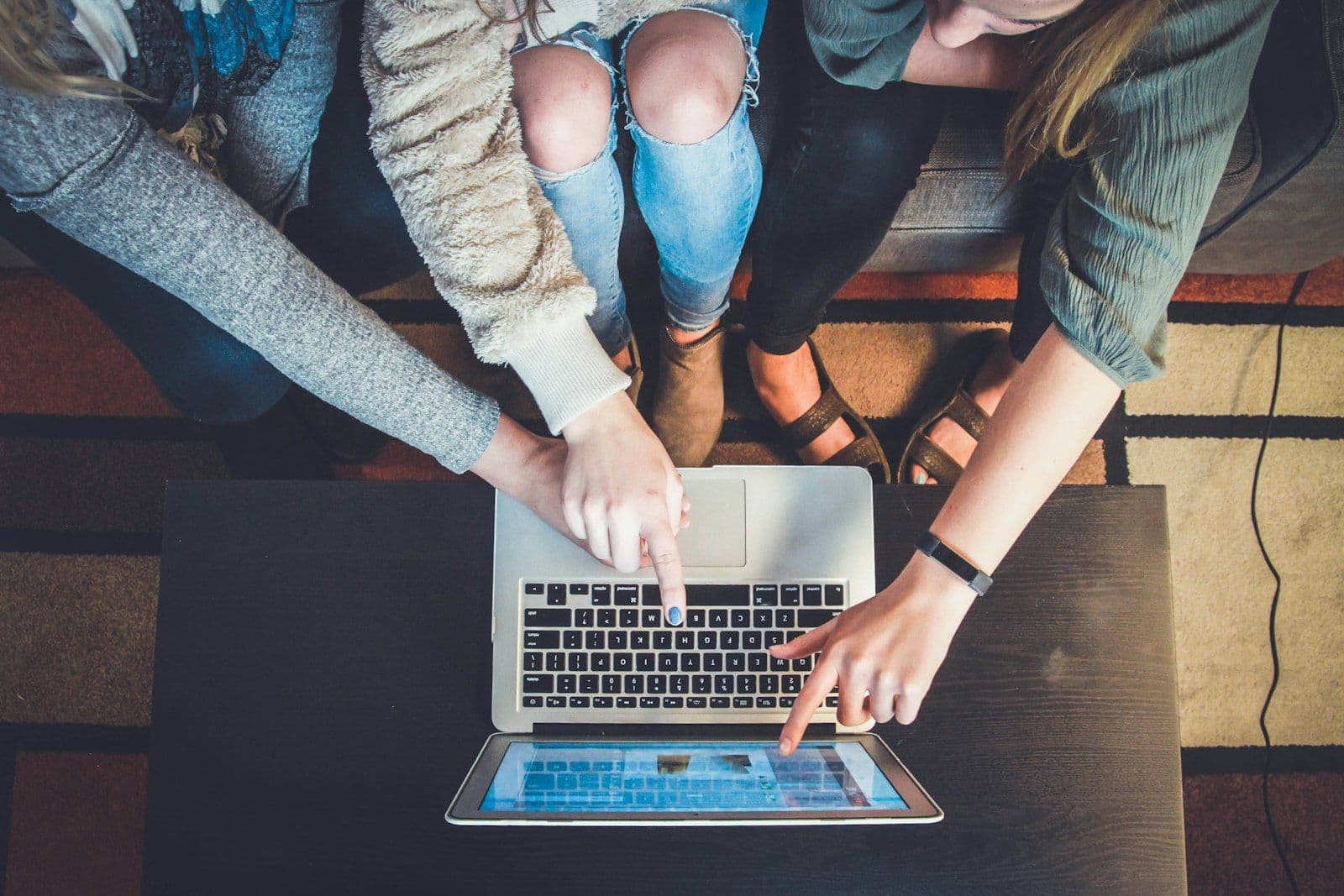 Portada — LMS corporativo con microaprendizaje adaptativo